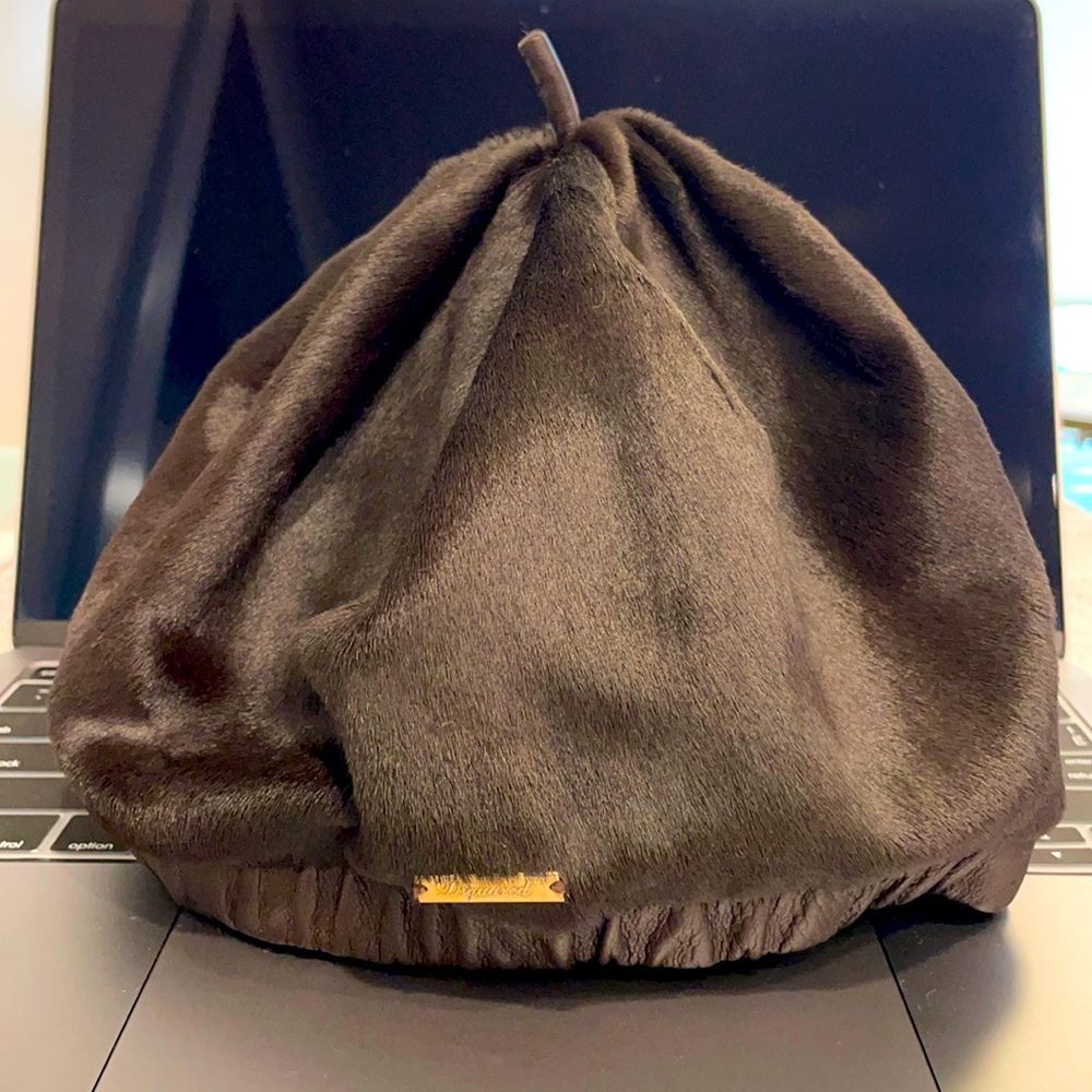 Fur Beret. Dsquared2